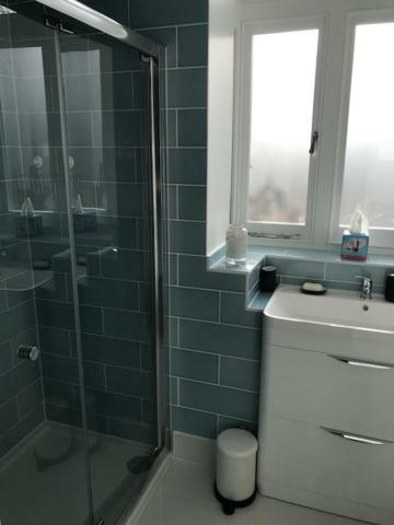 The Coach House 75 Epsom Road Apartman Guildford Kültér fotó